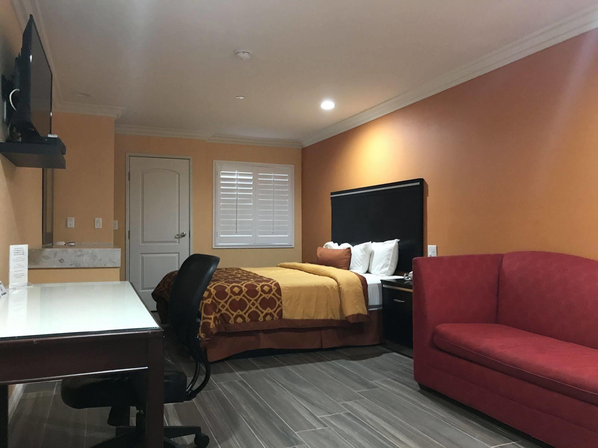Executive Suites Inn Westminster Bagian luar foto